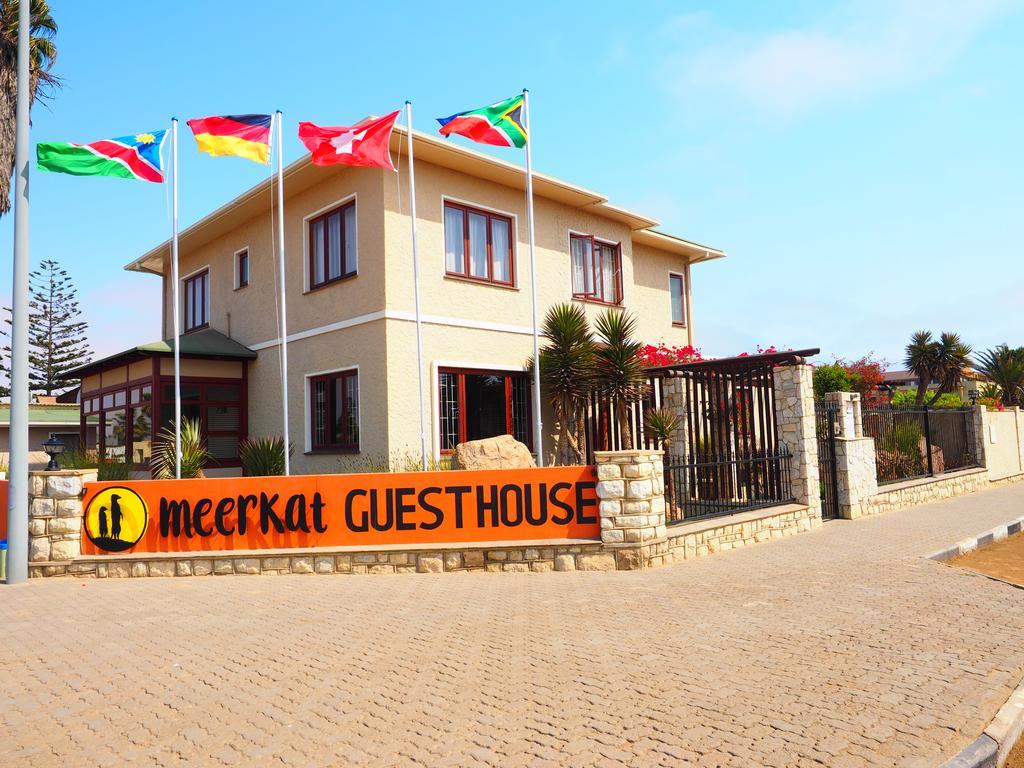 Meerkat Guesthouse Свакопмунд Экстерьер фото