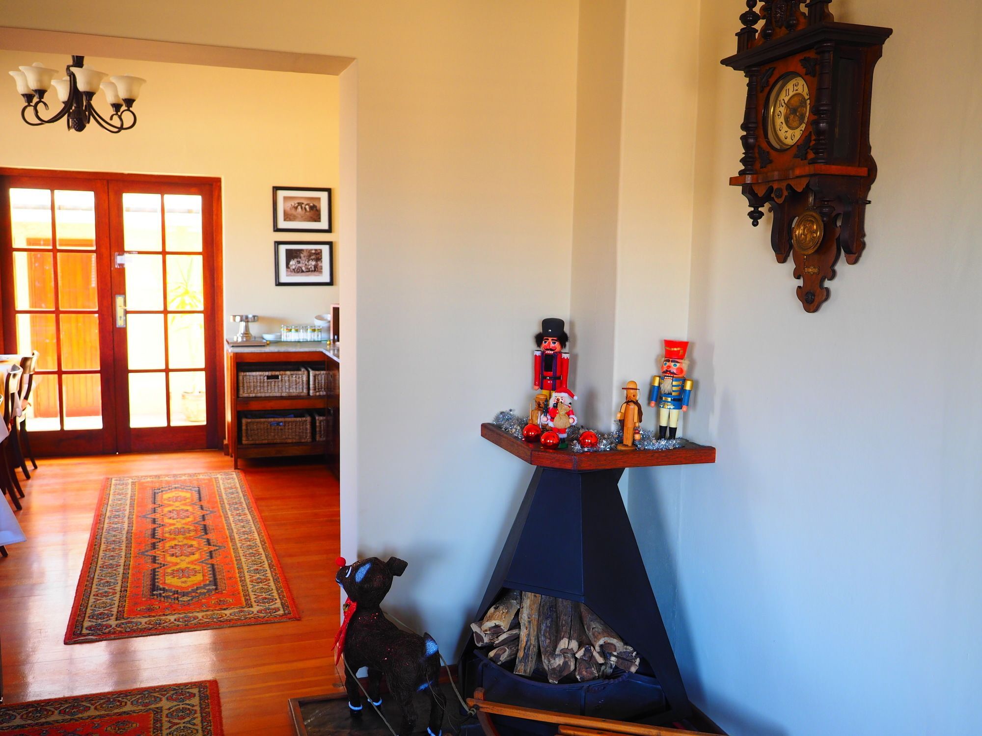 Meerkat Guesthouse Свакопмунд Экстерьер фото